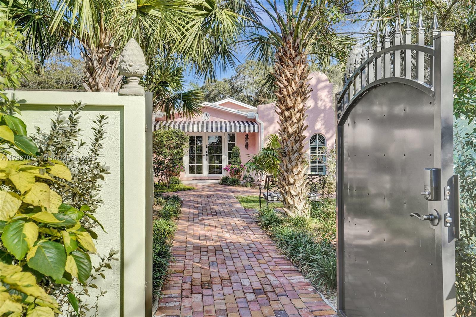 Property Photo: 1990 Riverland Rd FL 33312