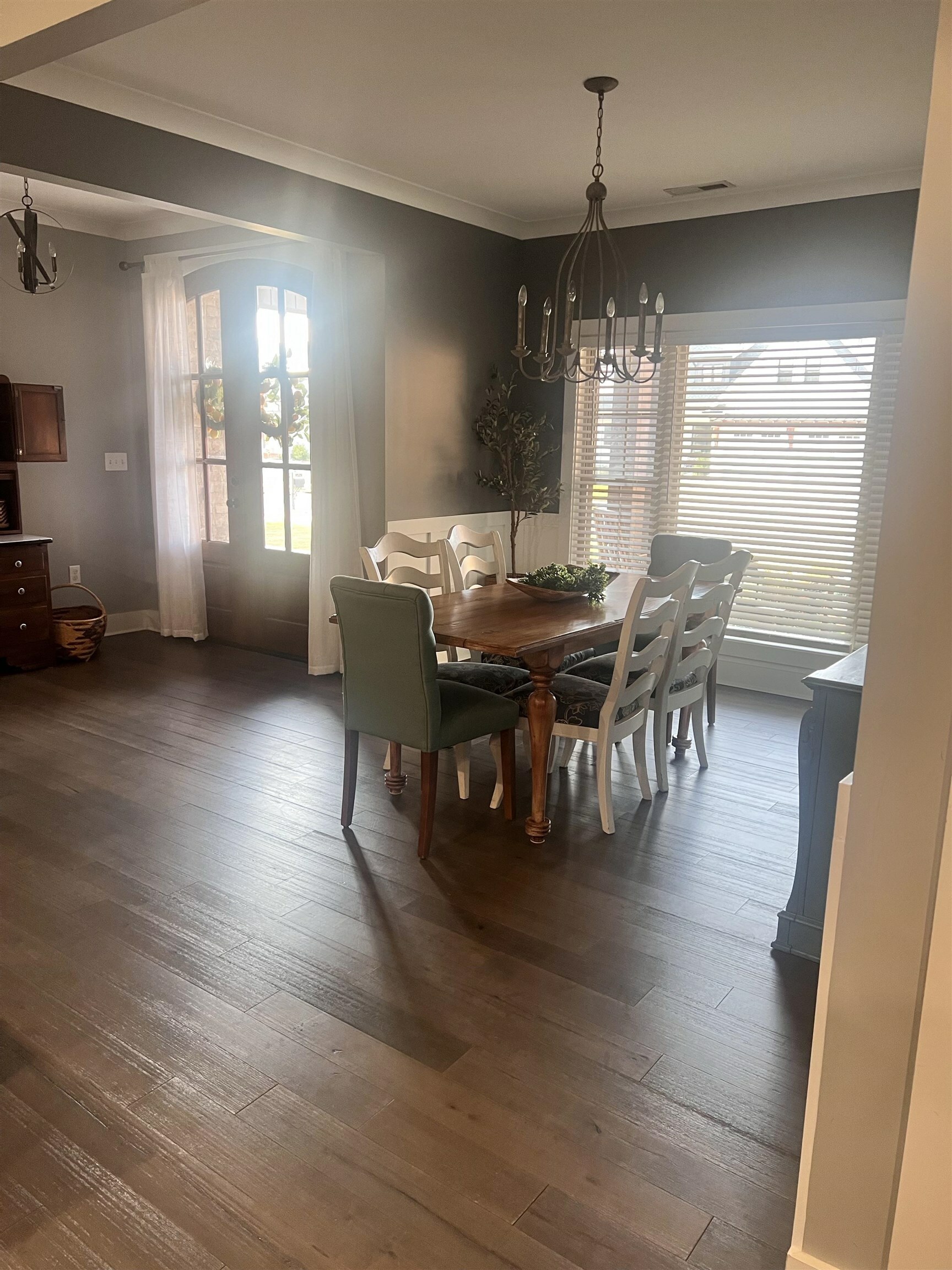 Property Photo: 123 Ashbey Cir AL 35661 - MUSCLE S