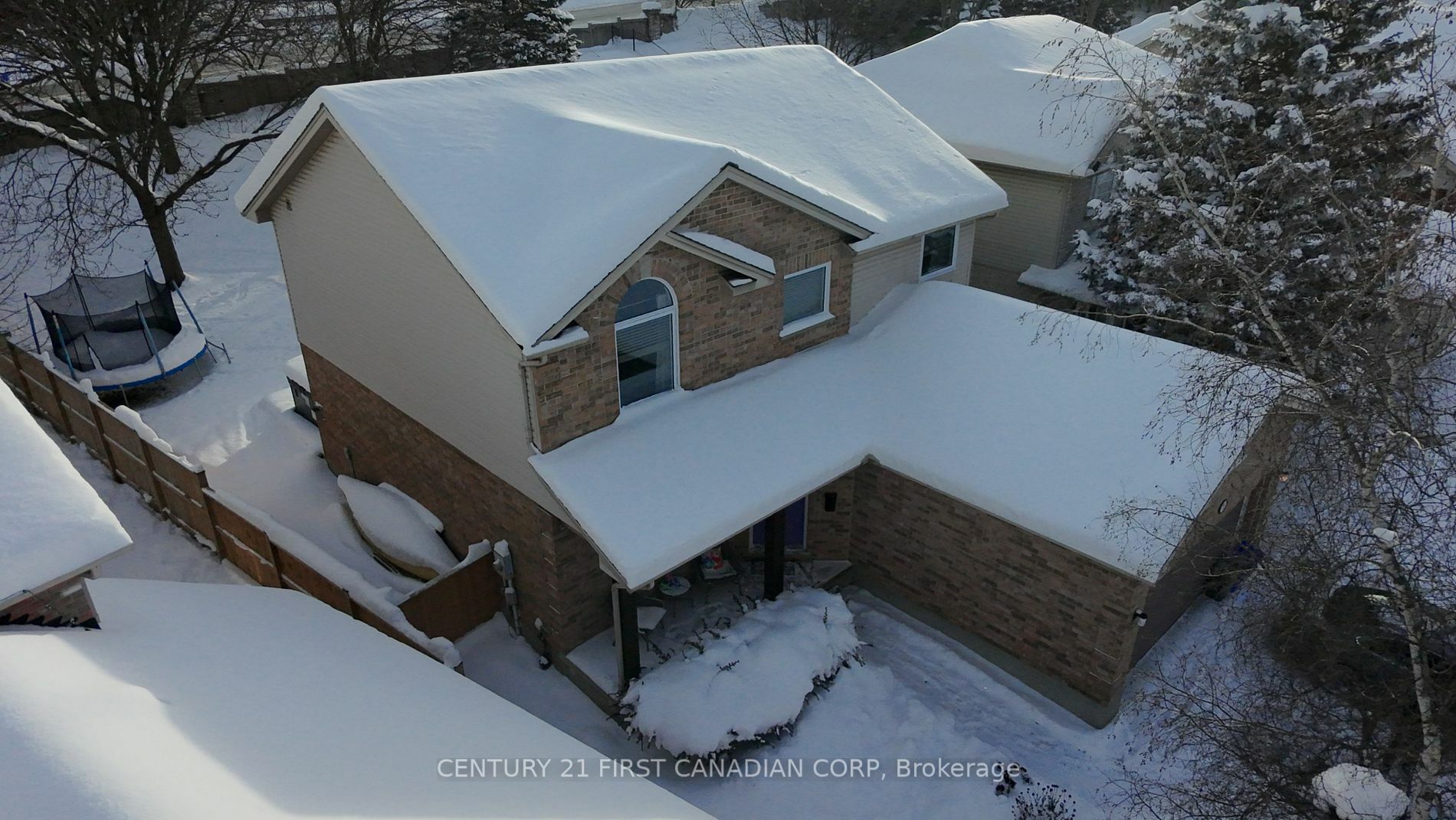 Property Photo:  72 Meadowoak Cres  ON N6H 5E8 