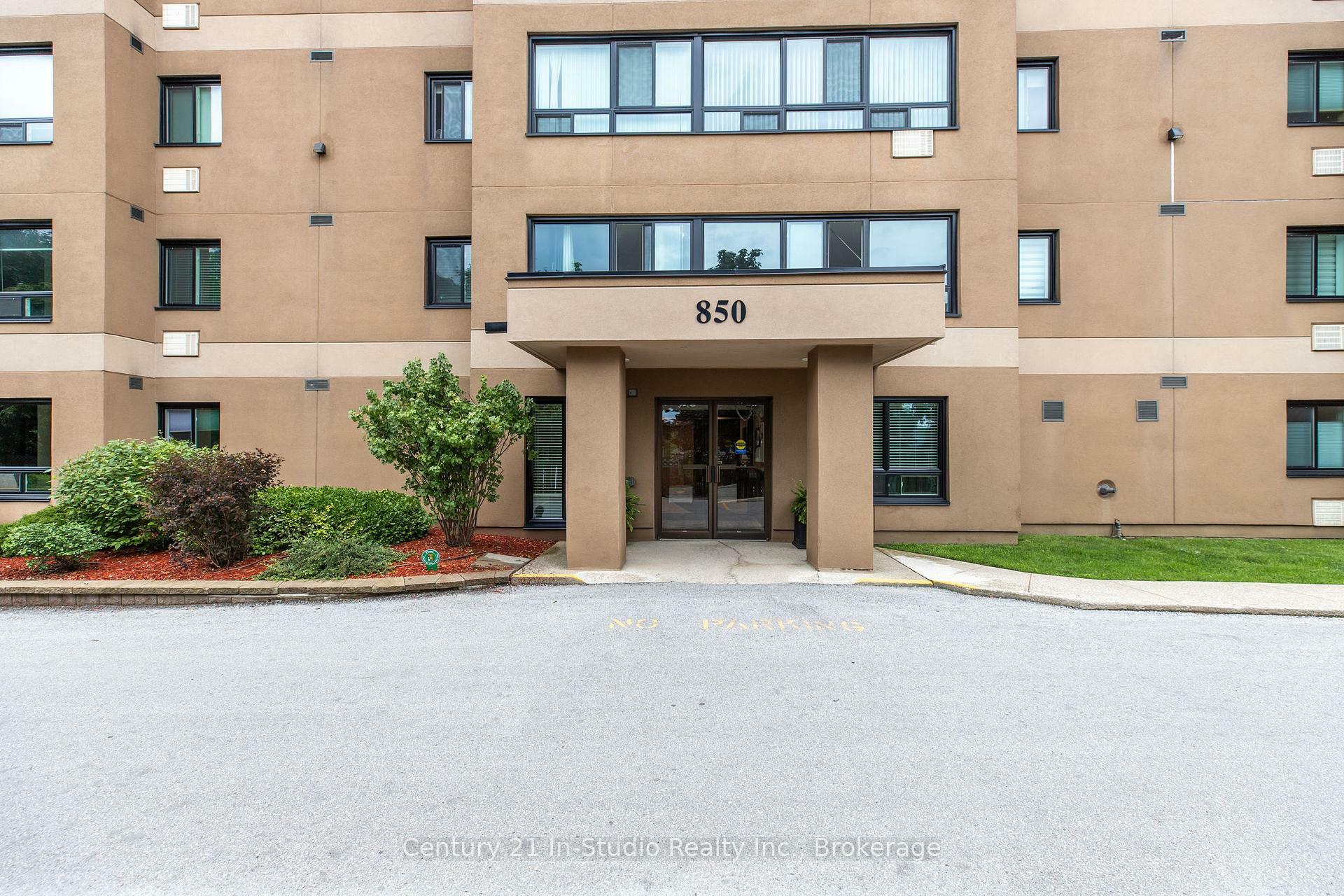 Property Photo: 850 6th Street E 505 ON N4K 6T7