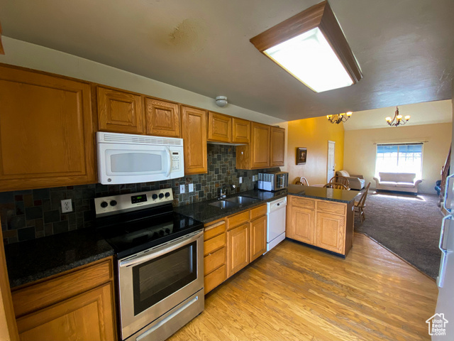 Property Photo: 638 W 1820 N UT 84057