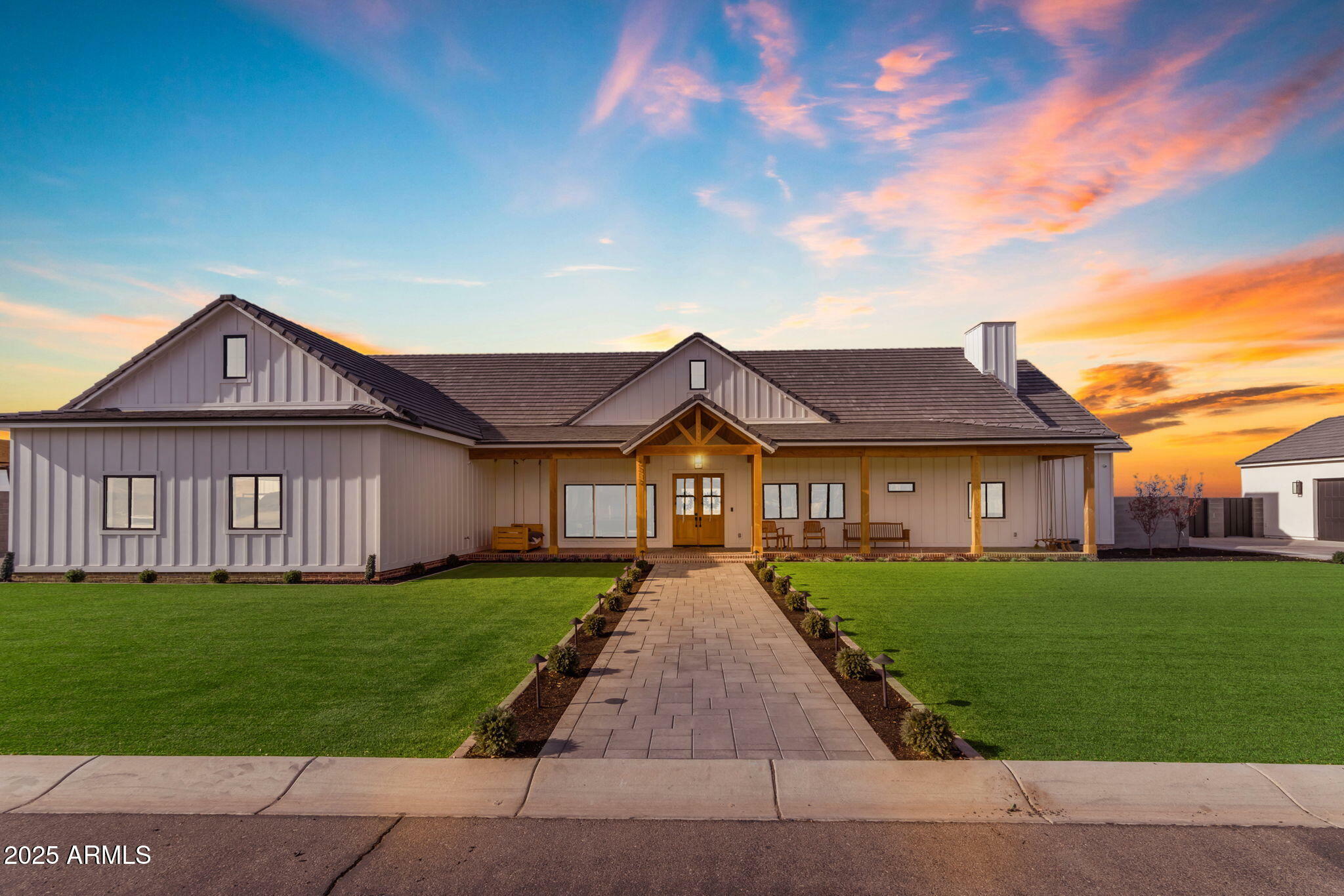 Property Photo: 2312 N Raven -- AZ 85207