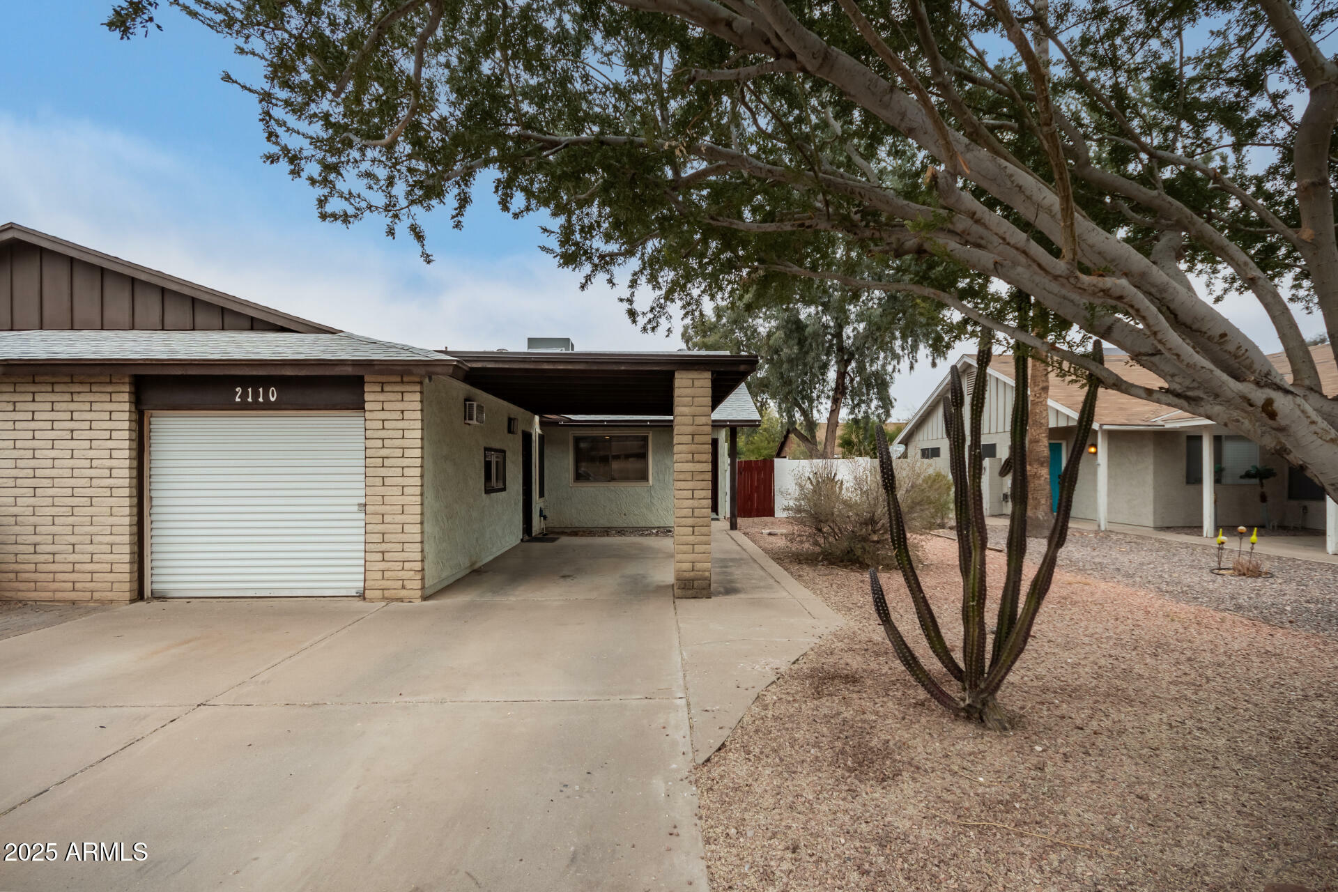 Property Photo:  2110 S Pine Street  AZ 85282 