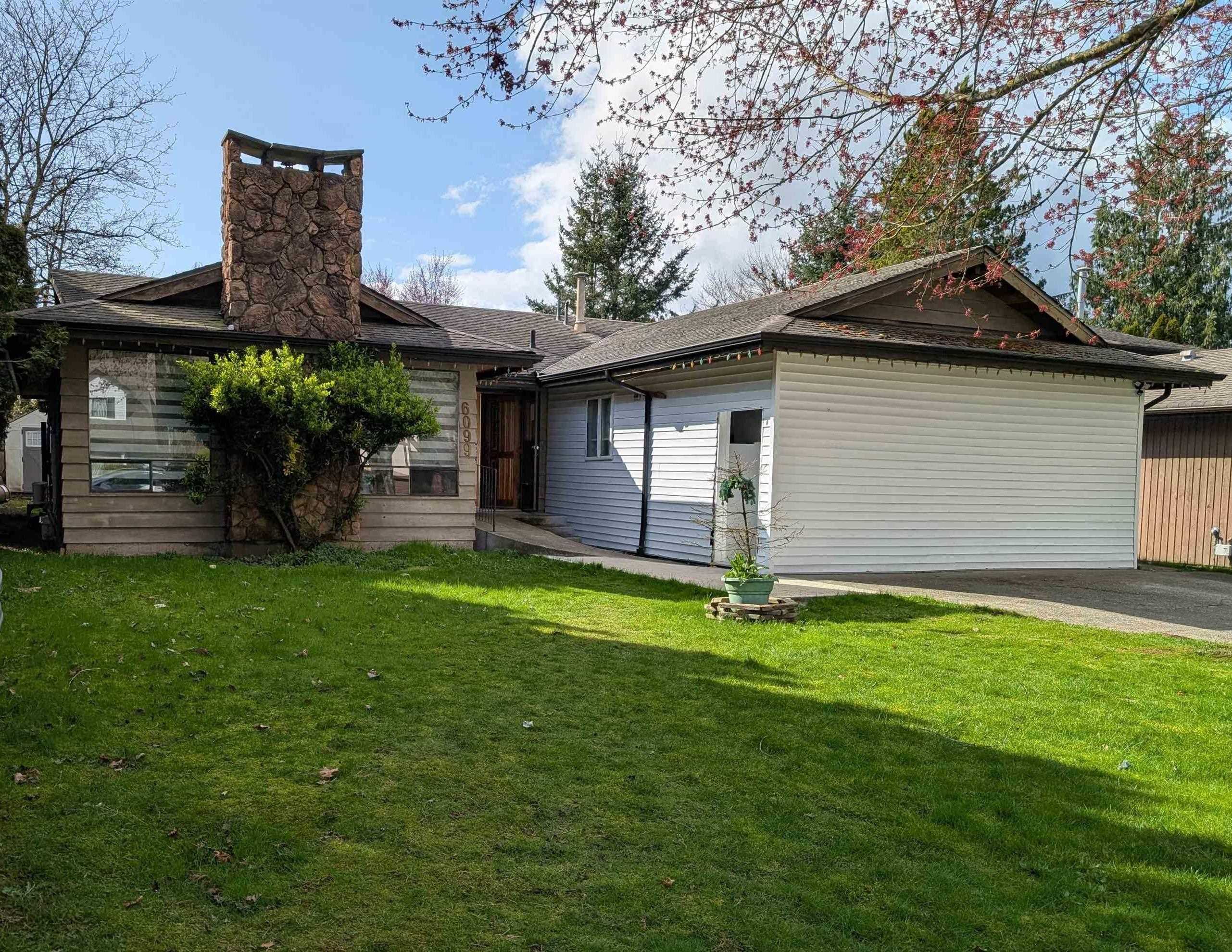 Photo de la propriété: 6099 172 Street BC V3W 2M7
