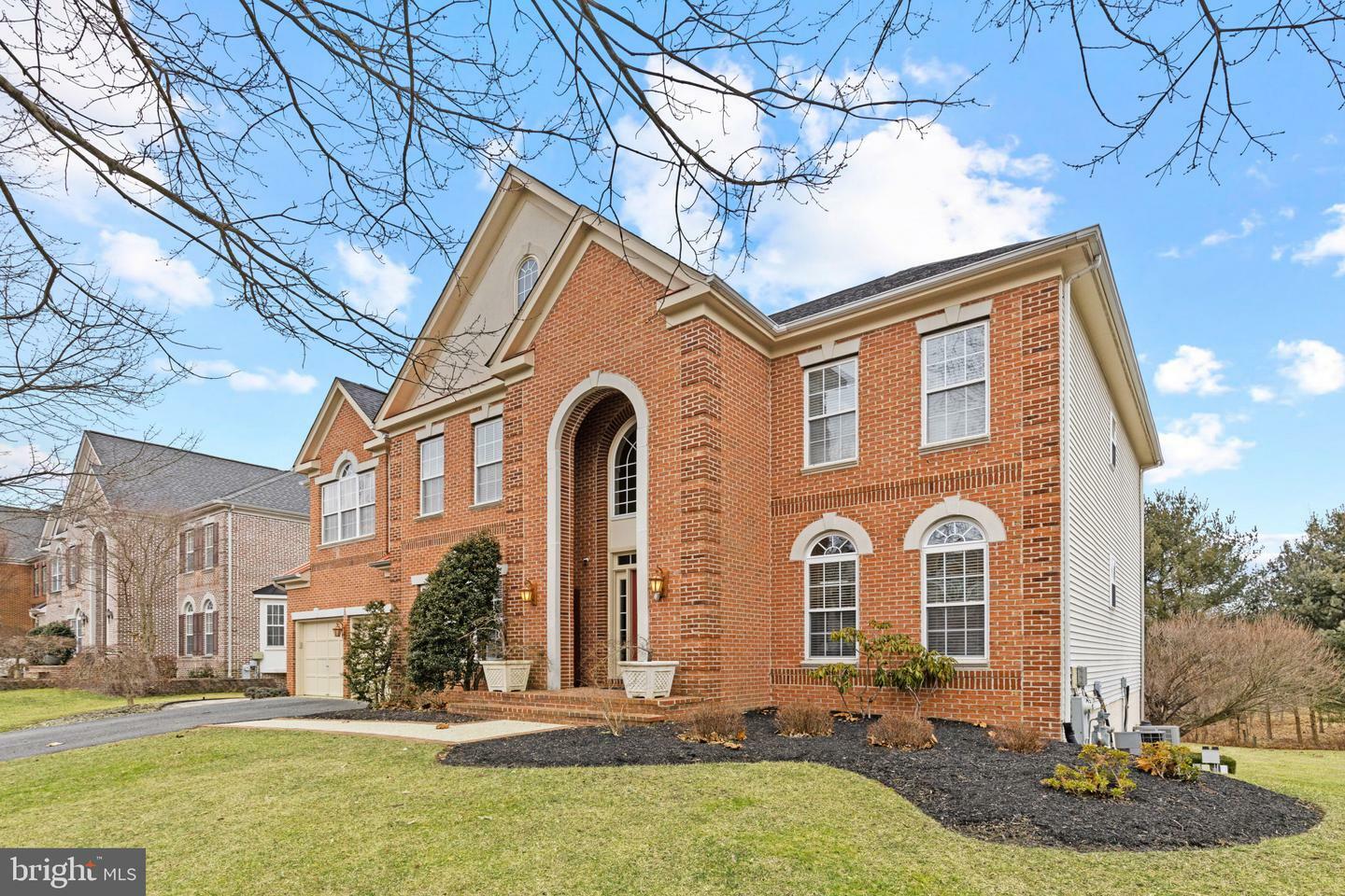 Property Photo:  2821 Millers Way Drive  MD 21043 