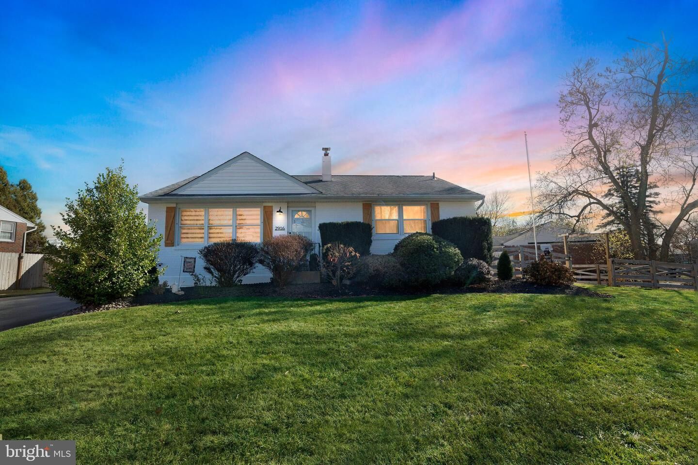 Property Photo:  2916 Keenwood Road  PA 19403 