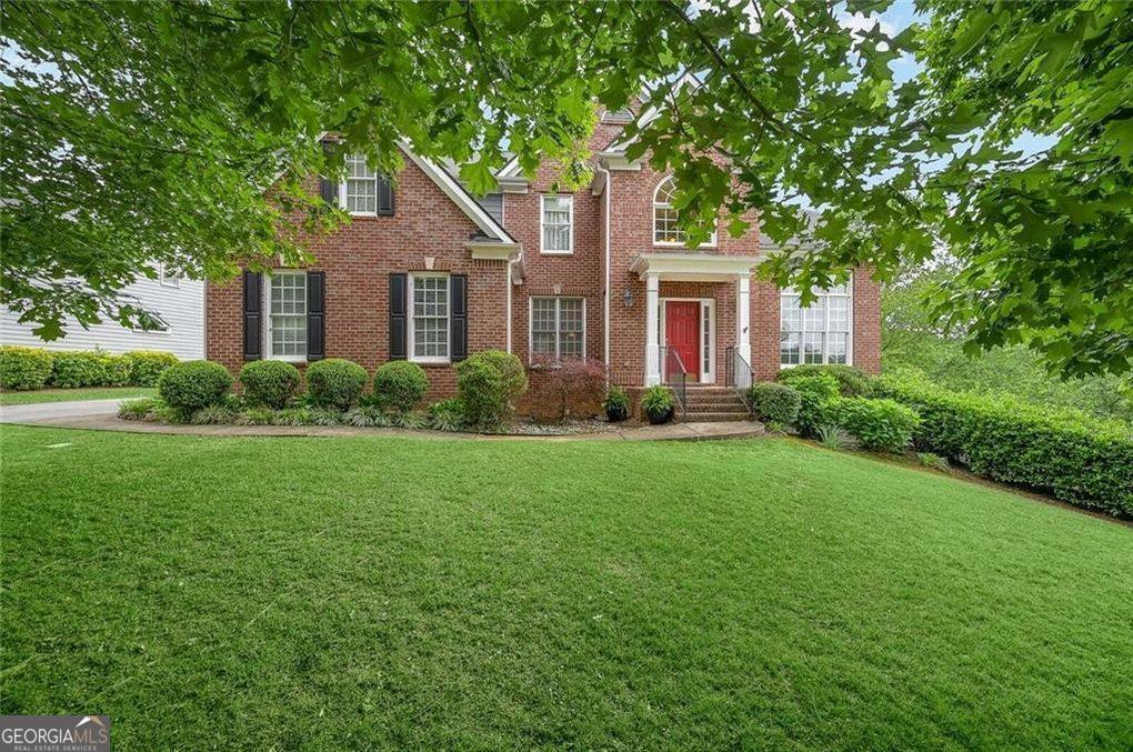 Property Photo: 6410 E Hills Court GA 30041