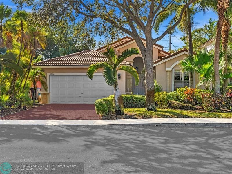 Property Photo:  3860 SW 53rd Ct  FL 33312 