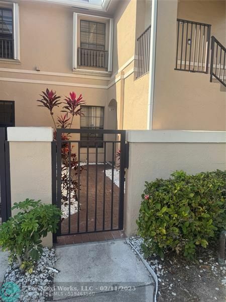 502 SW 158th Ter 101  Pembroke Pines FL 33027 photo