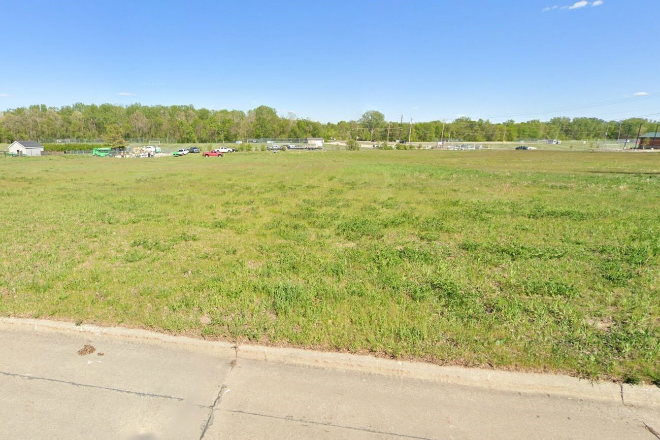 6649 River Bend Drive  Johnston IA 50131 photo