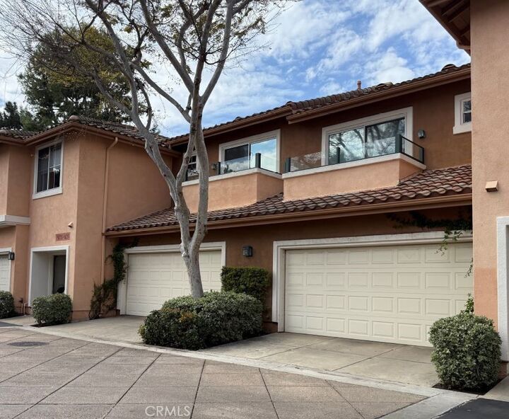 Property Photo:  1403 Solvay Aisle  CA 92606 