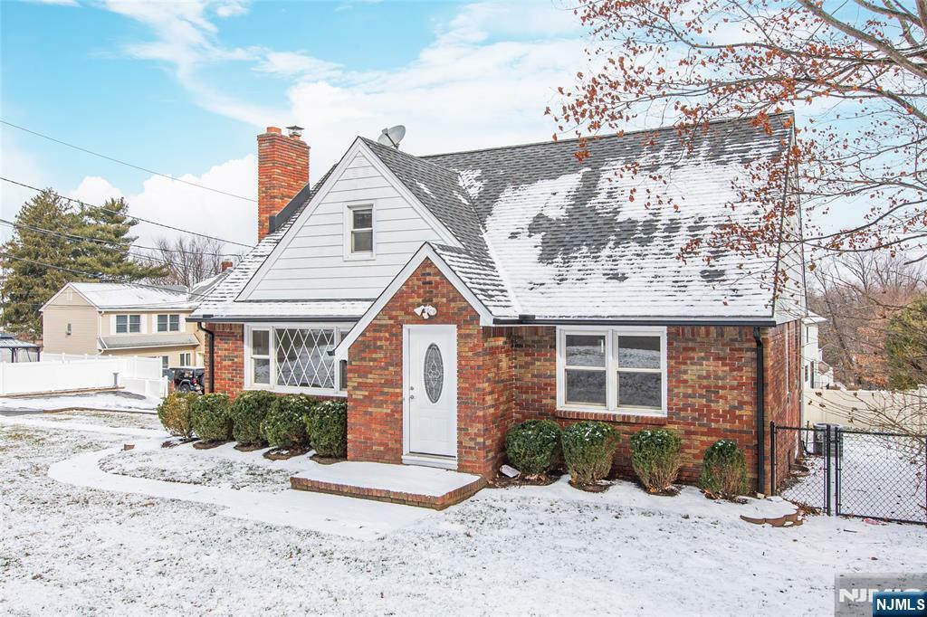 64 Lindsley Road  Caldwell NJ 07006 photo