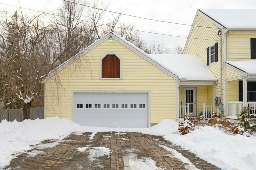 Property Photo: 8 Albion Lane MA 01985