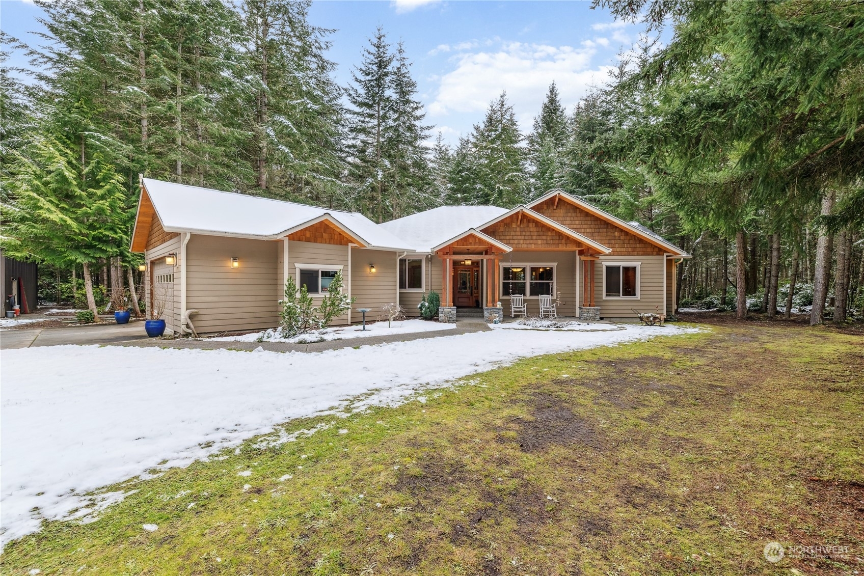 Property Photo:  167  Parker Woods Lane  WA 98239 