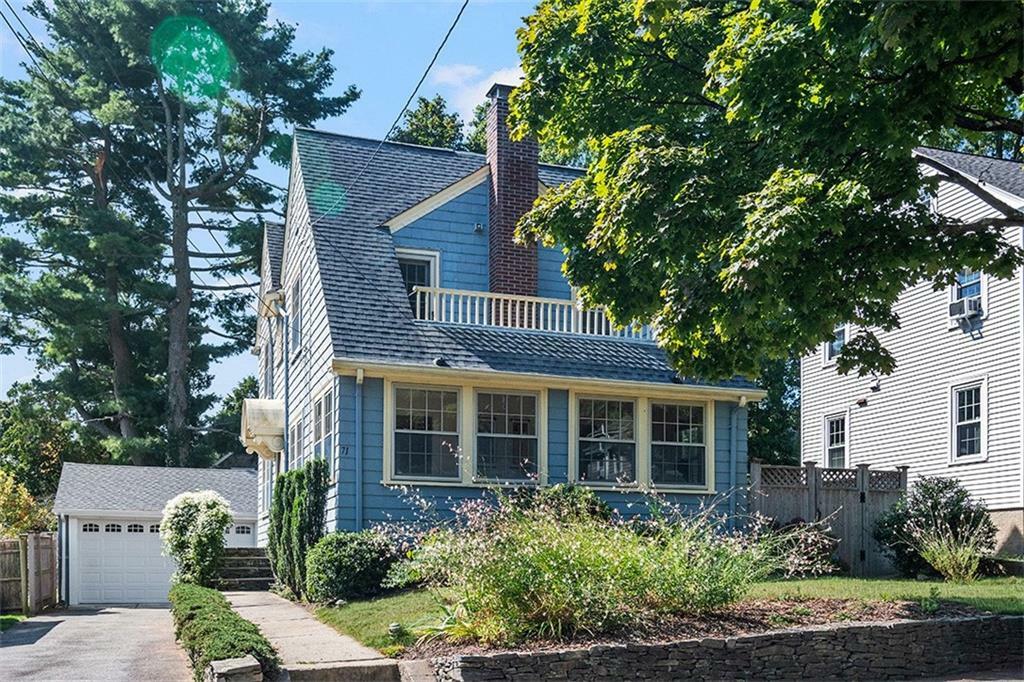 Property Photo:  71 Fosdyke Street  RI 02906 