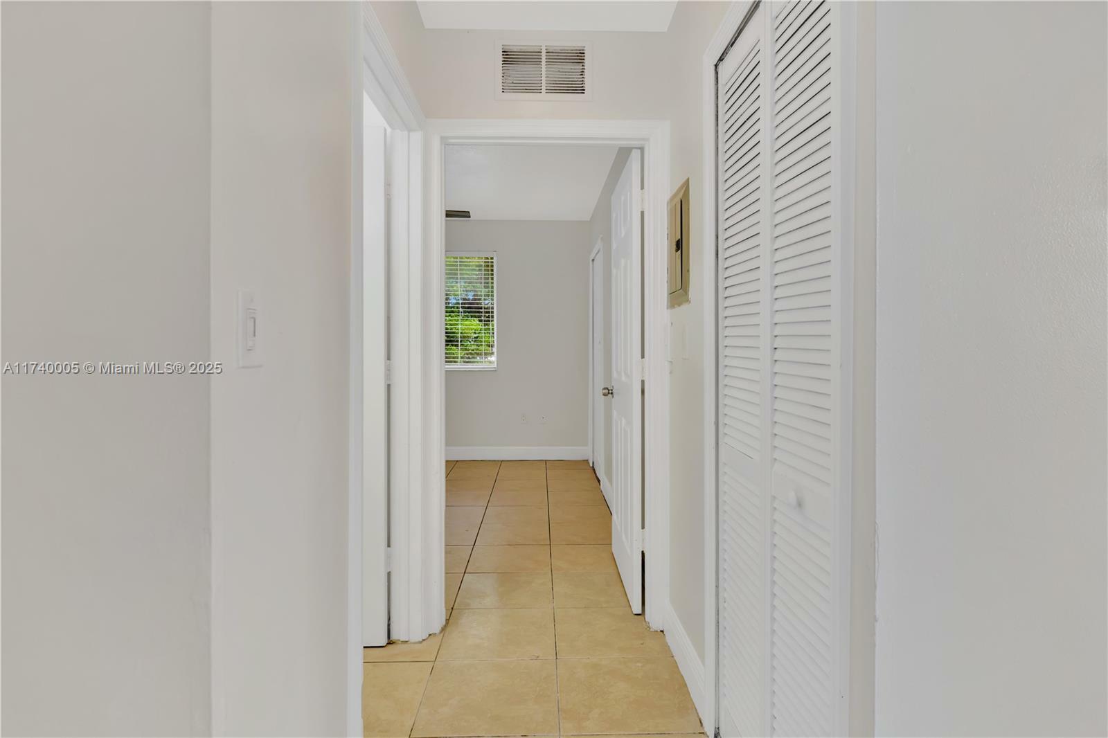 Property Photo:  2185 NW 16th Ter 20  FL 33125 