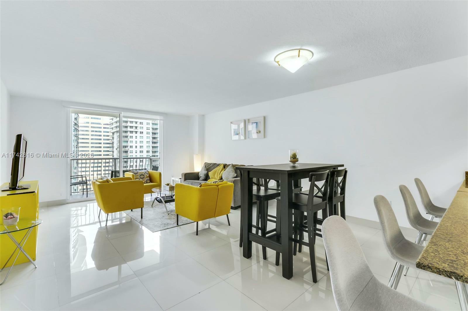 Property Photo:  1200 Brickell Bay Dr 2504  FL 33131 