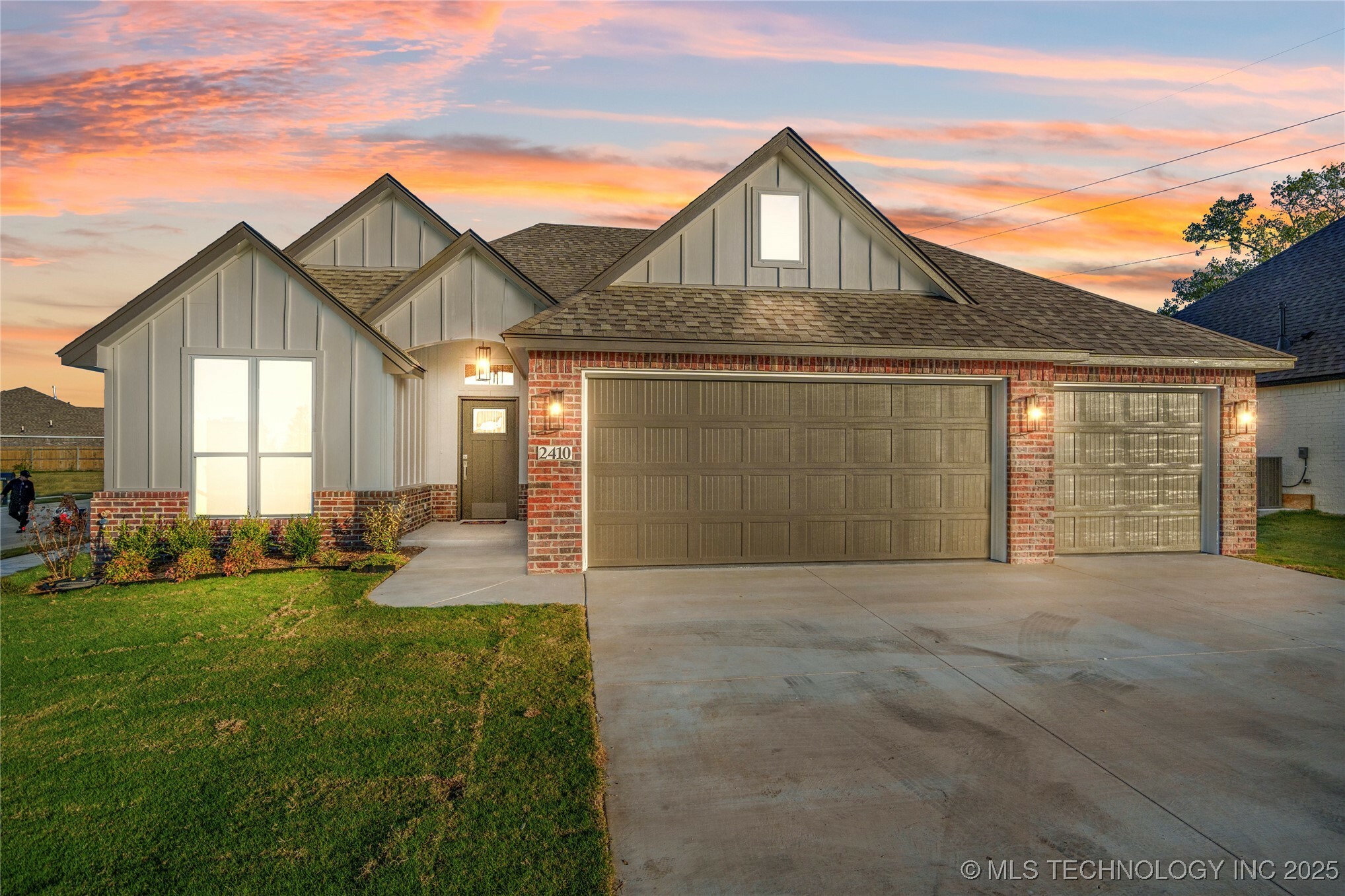 2410 W Madison Street  Broken Arrow OK 74012 photo