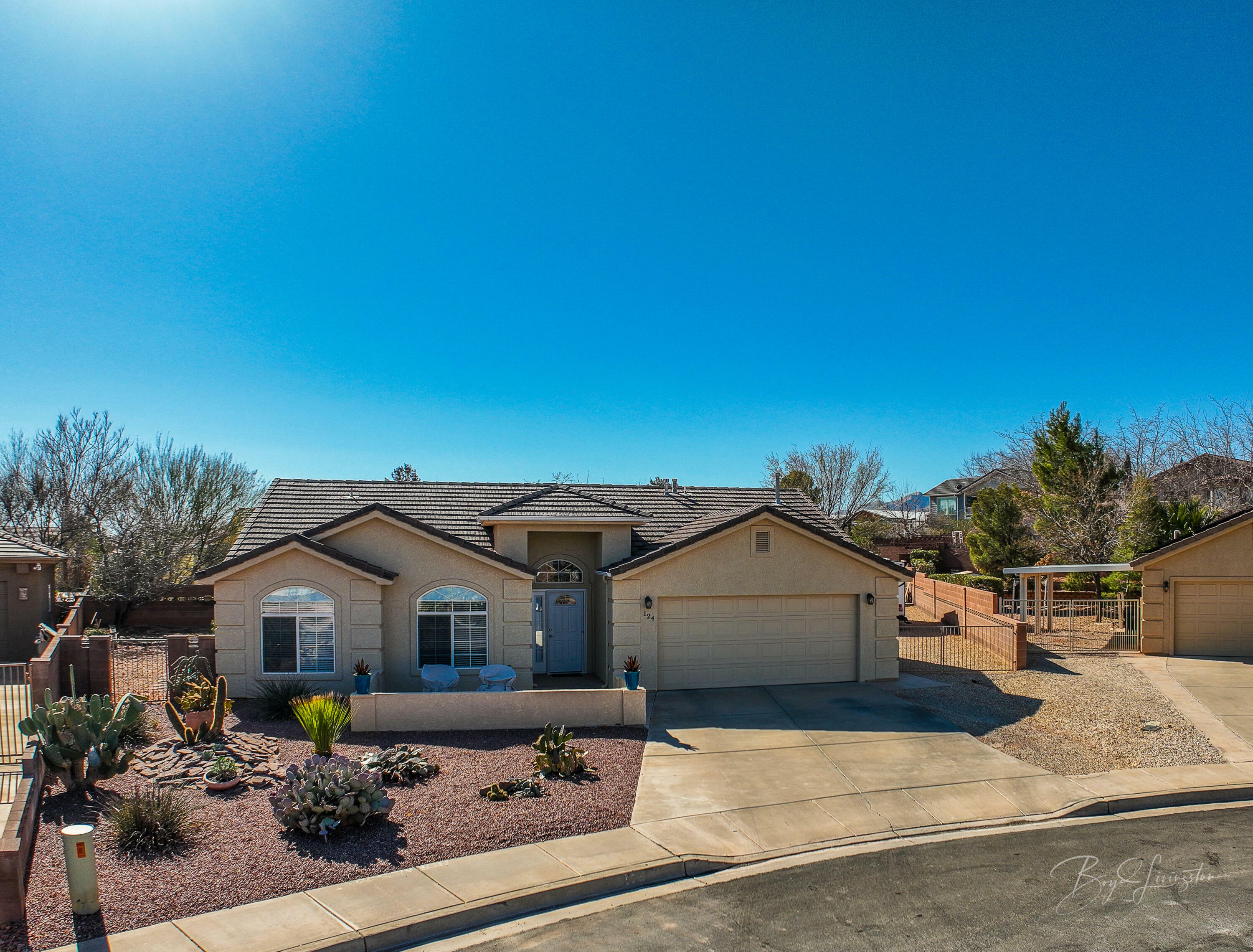 Property Photo:  124 E 710 S Cir  UT 84738 