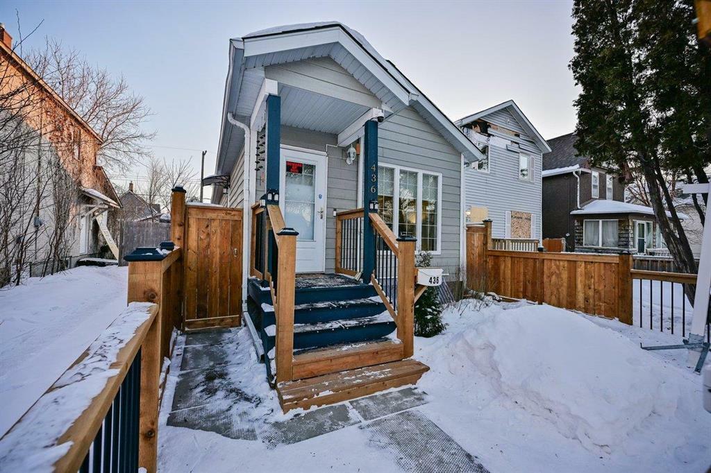 436 William Newton Avenue  Winnipeg MB R2L 0W5 photo