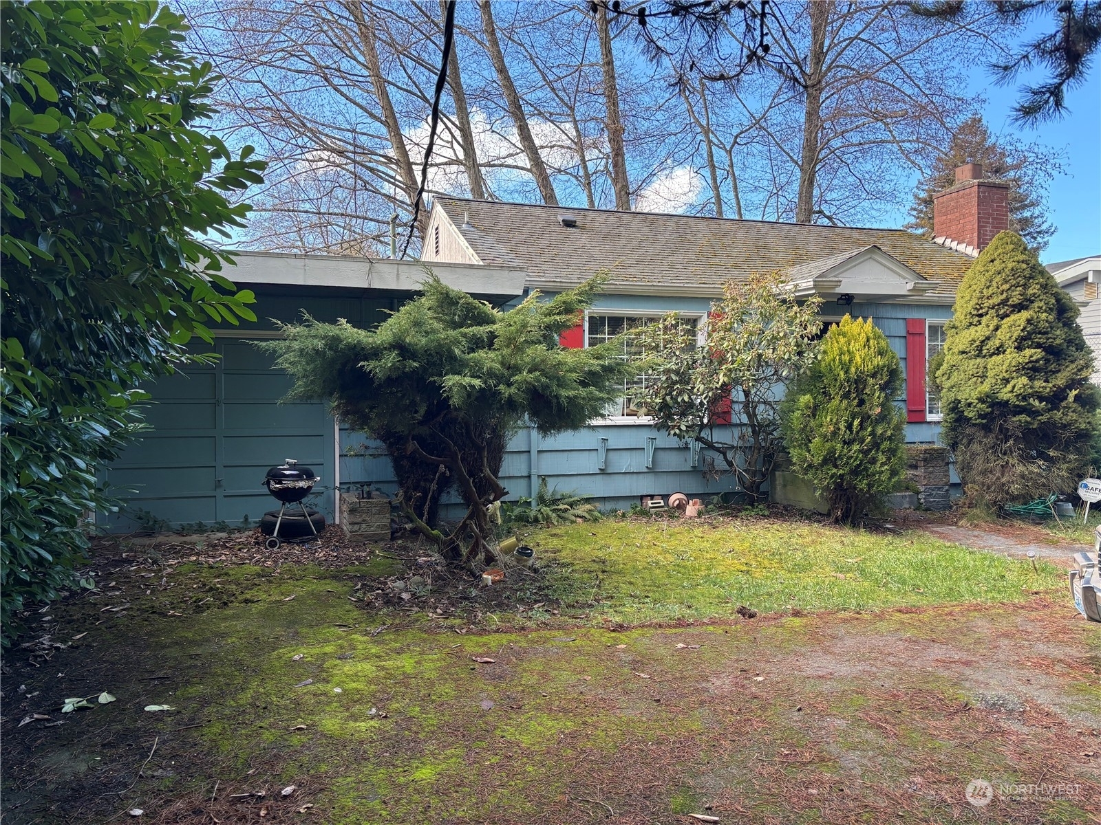 Property Photo: 9641 12th Avenue SW WA 98106