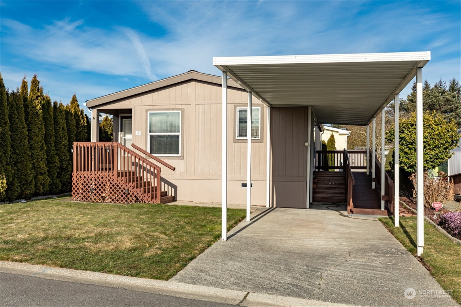 225 NE Ernst Street 36  Oak Harbor WA 98277 photo