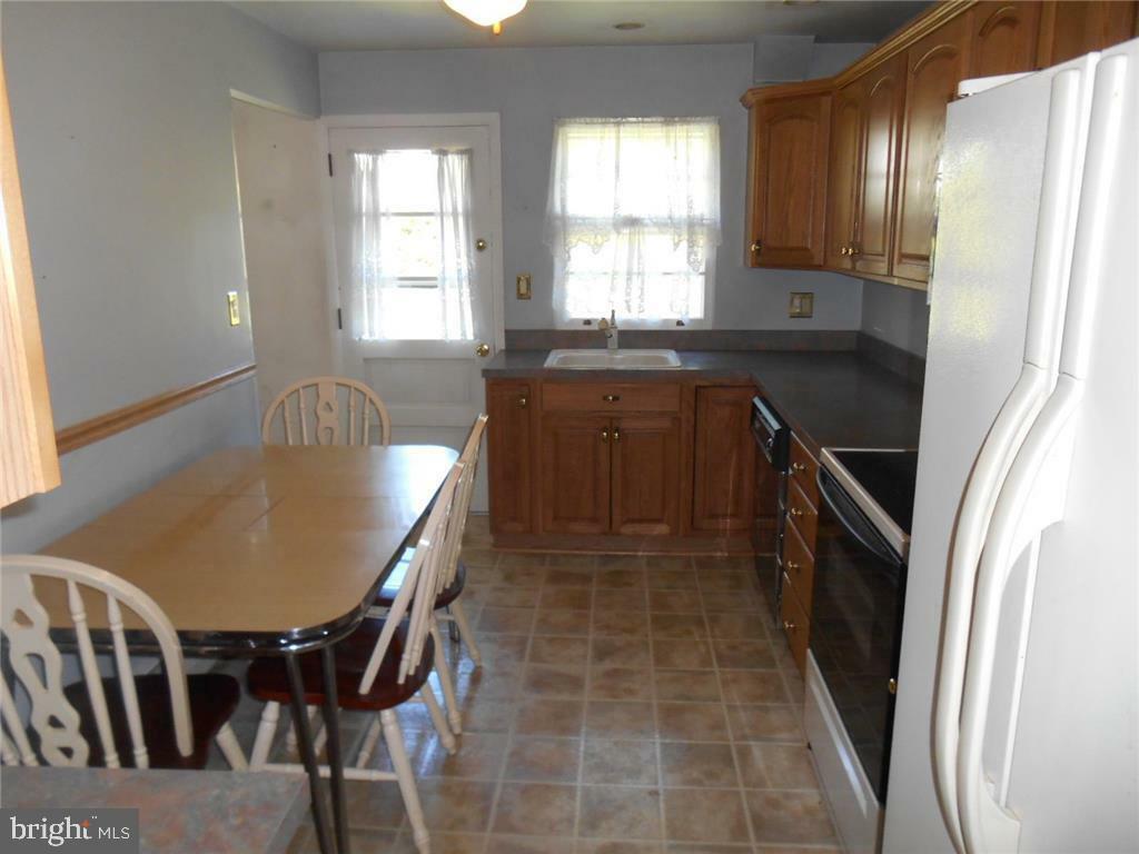 Property Photo:  904 S S Edward Street  PA 18103 