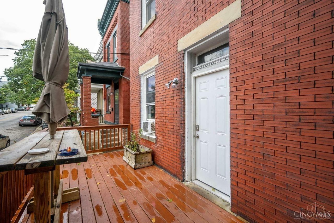 Property Photo:  2156 W Clifton Avenue  OH 45219 