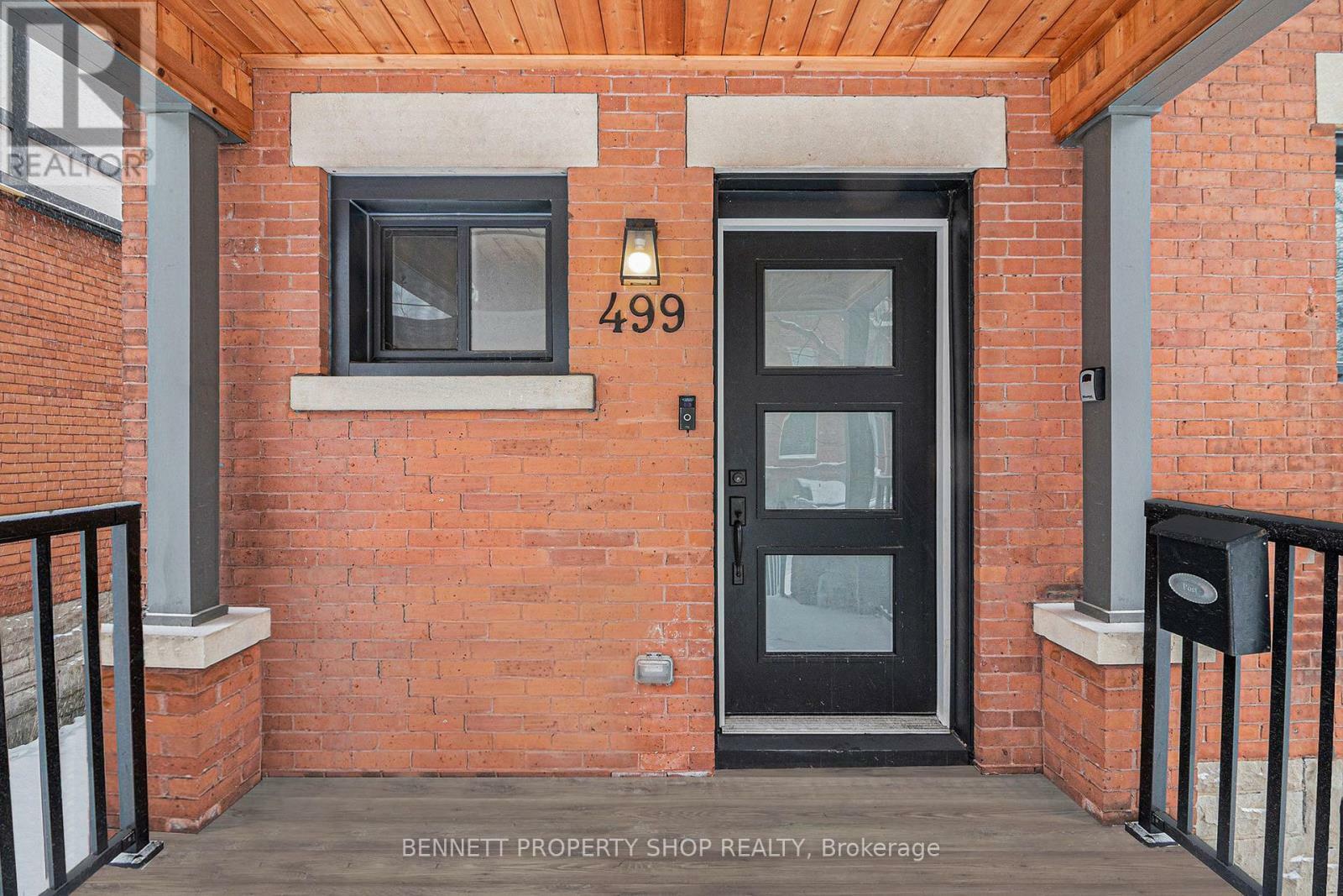 Photo de la propriété:  499 Metcalfe Street East  ON K1S 3P2 