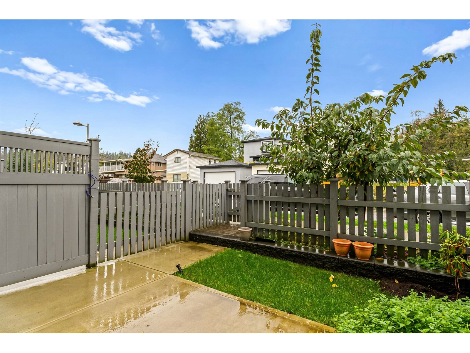 Property Photo: 13898 64 59 BC V3W 1L6