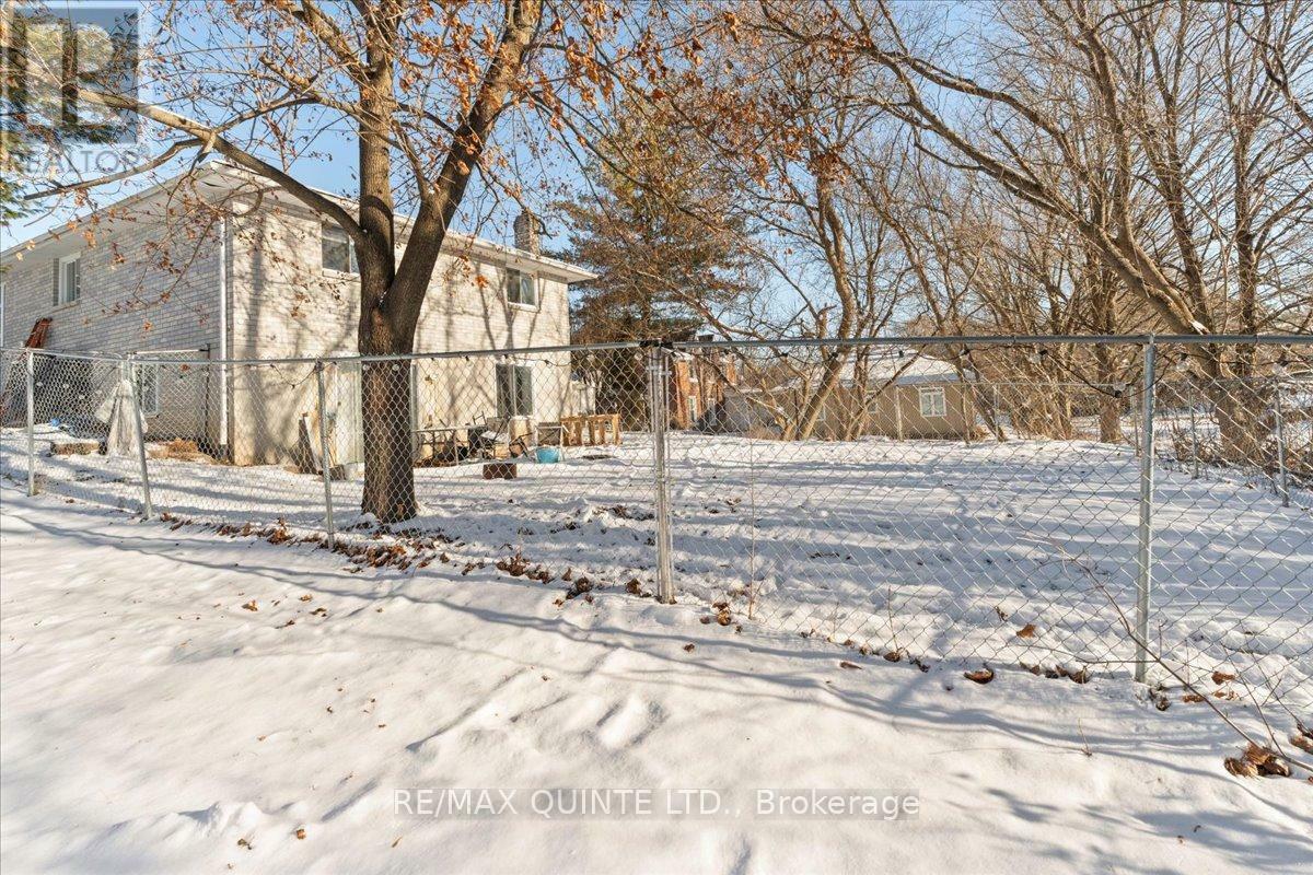 Property Photo: 13 Colborne Street ON K0K 2K0