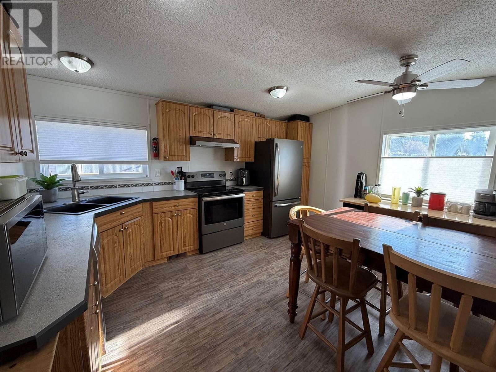 Property Photo: 2915 Kokanee N Drive BC V1C 6N7