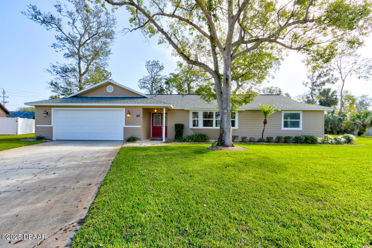 Property Photo: 65 Sycamore Circle FL 32174