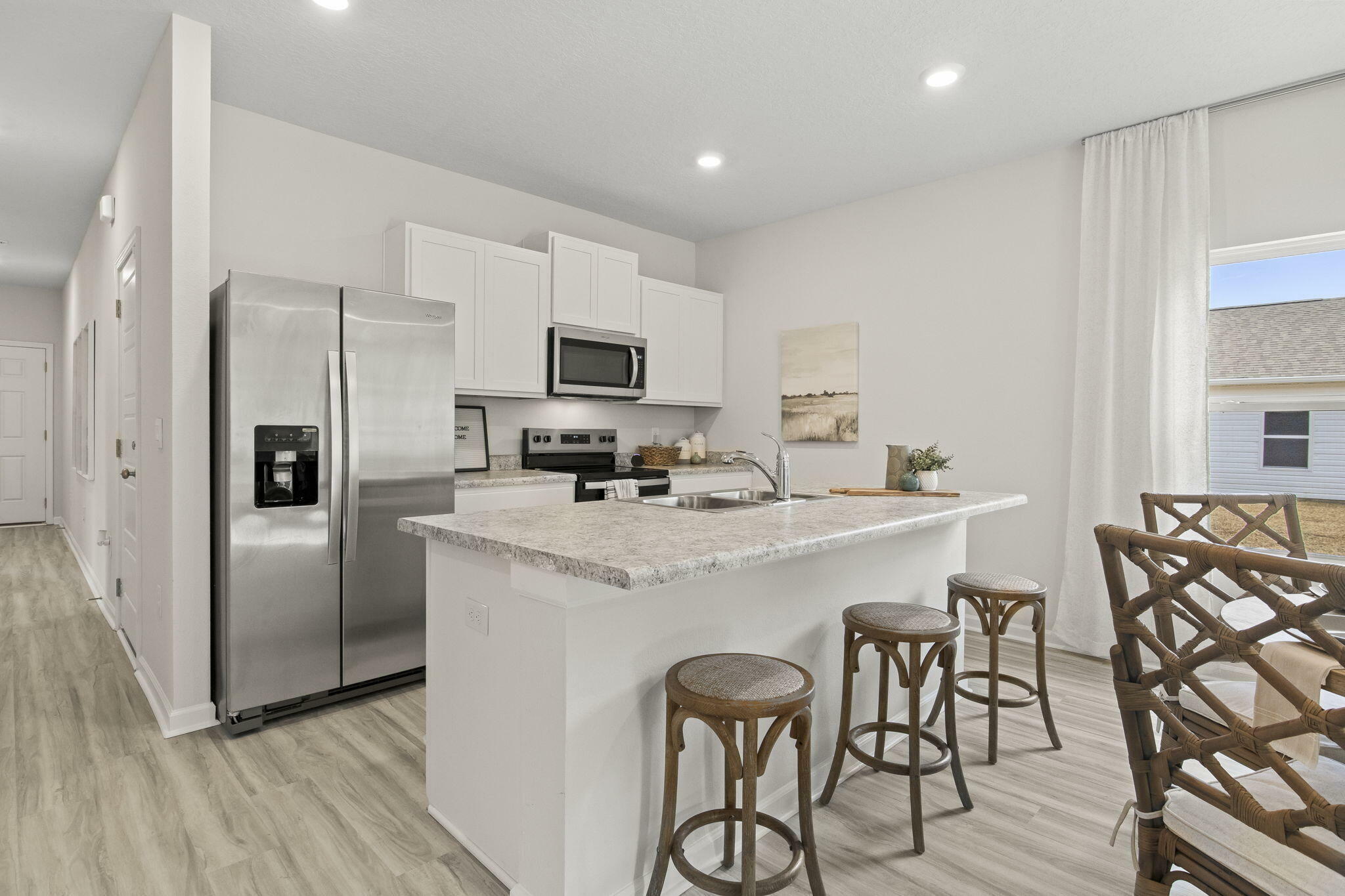 Property Photo: 6525 Burleson Boulevard FL 32539