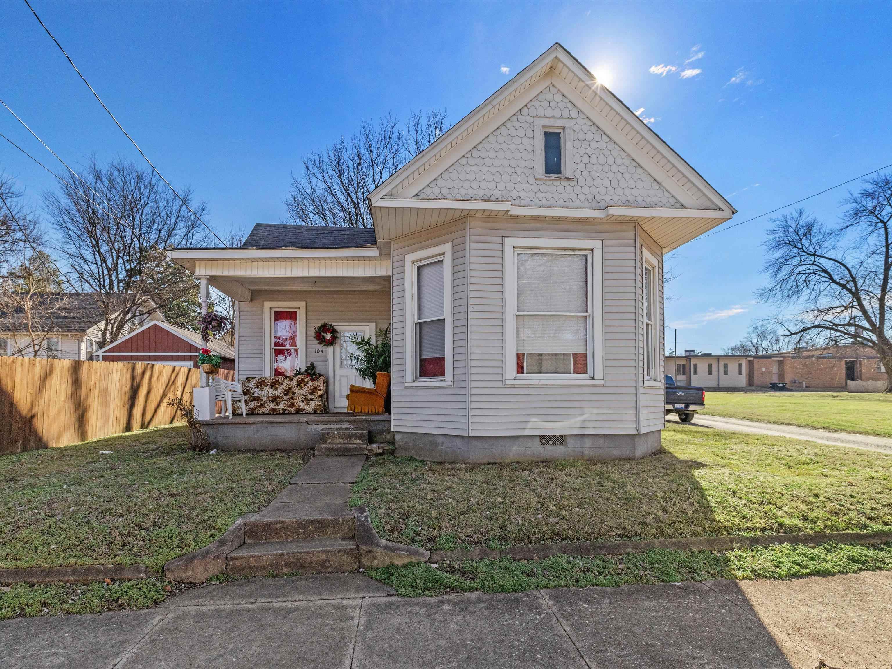 Property Photo:  104 S Ingram St.  KY 42420 