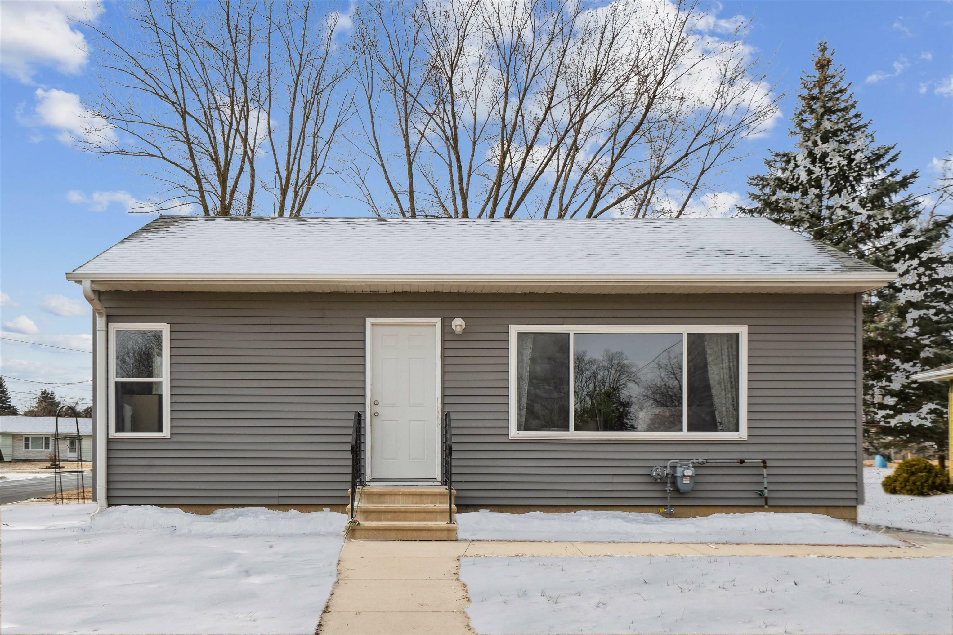 Property Photo:  601 NW 8th Avenue  IA 50644 