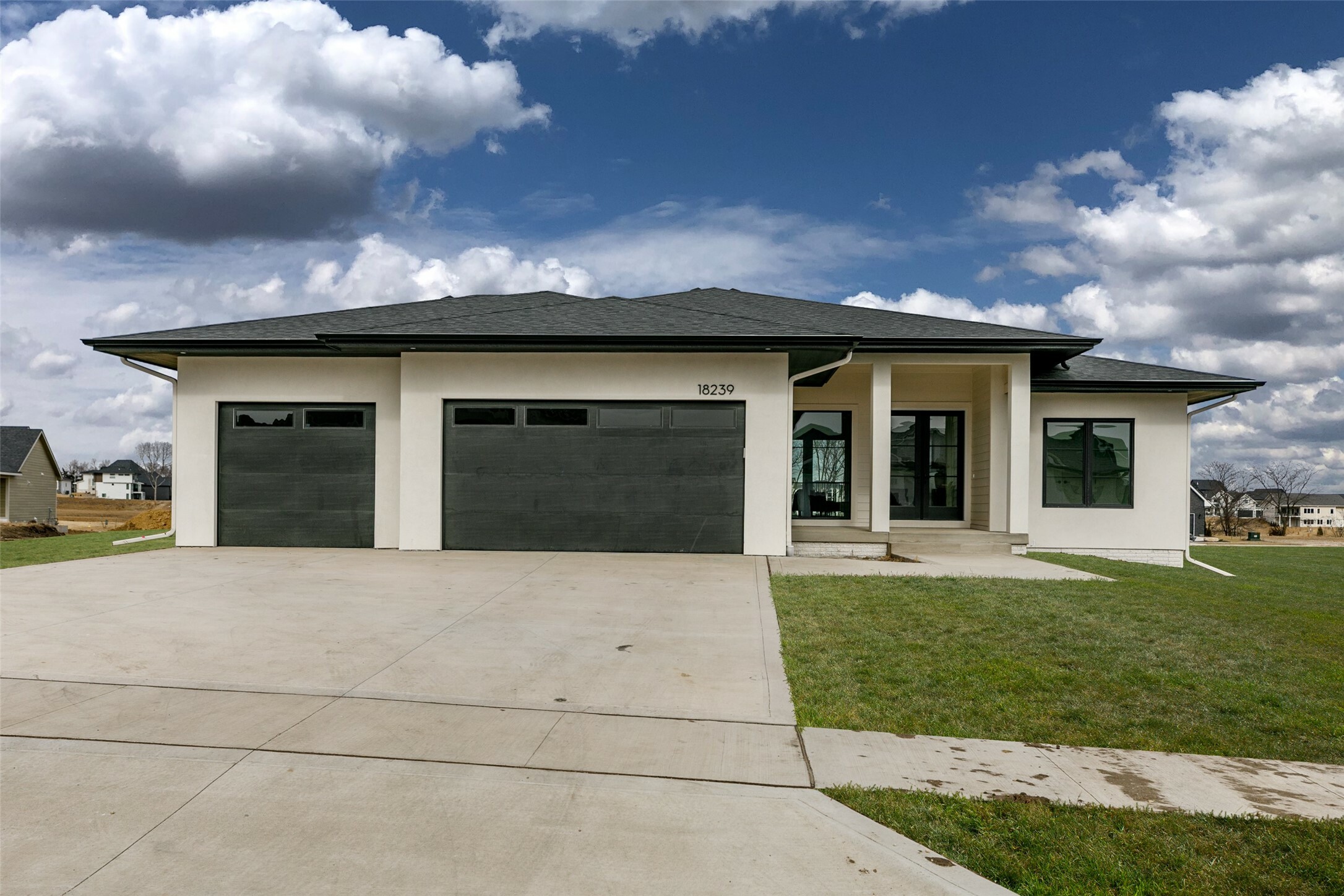 Property Photo:  18239 Alderleaf Drive  IA 50325 