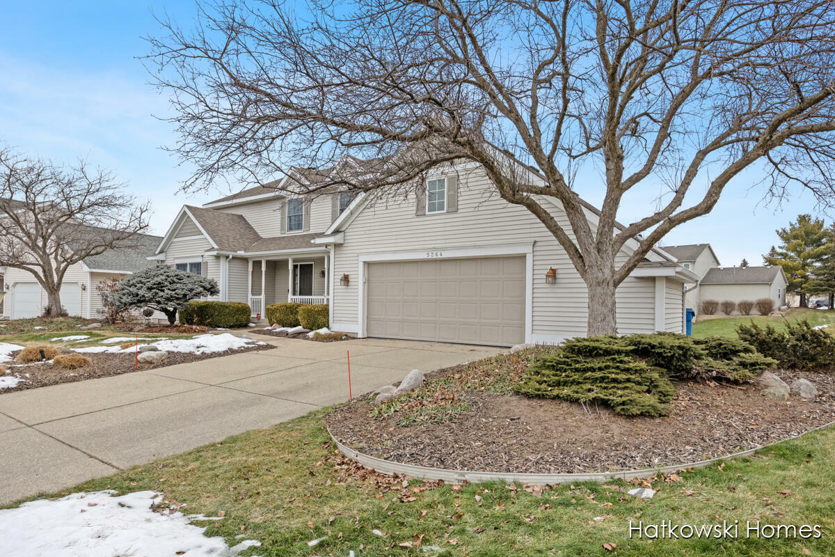 Property Photo:  5264 Discovery Drive SE  MI 49508 