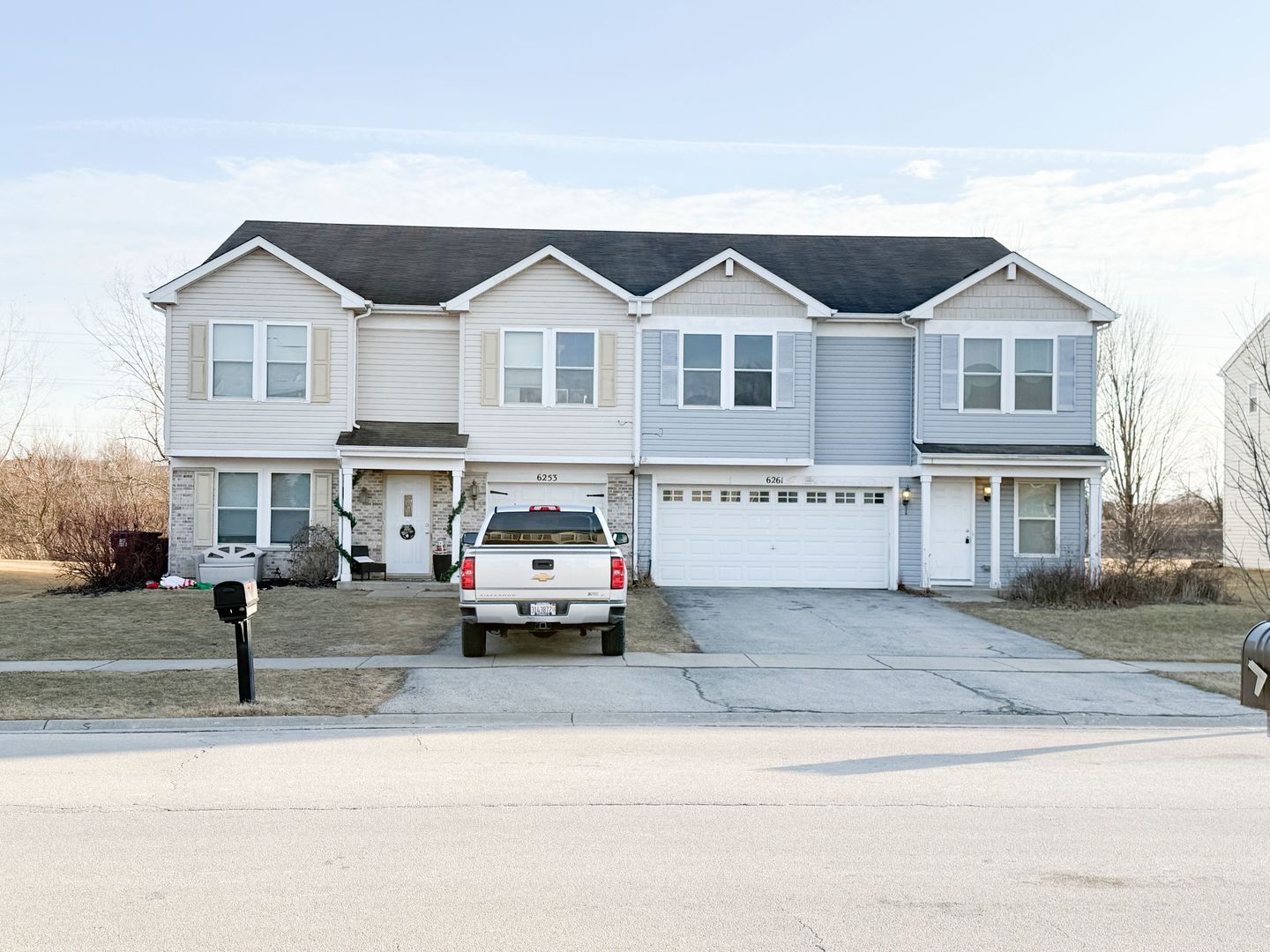 Property Photo: 6253 &Amp 6261 Timberlyne Way IL 61115