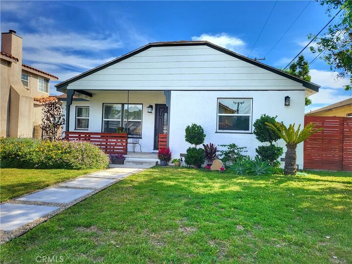 Property Photo:  12724 Glenshire Road  CA 90242 