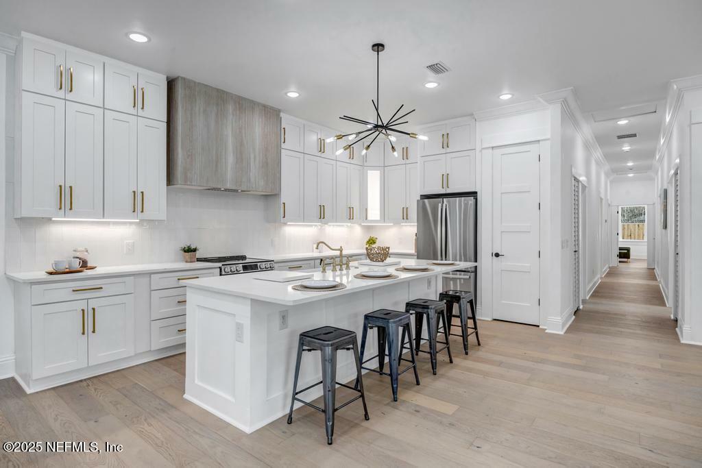 Property Photo: 1237 Lechlade Street FL 32205