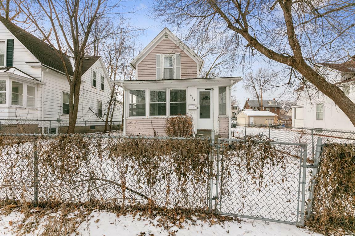 Property Photo:  413 Morgan Avenue N  MN 55405 