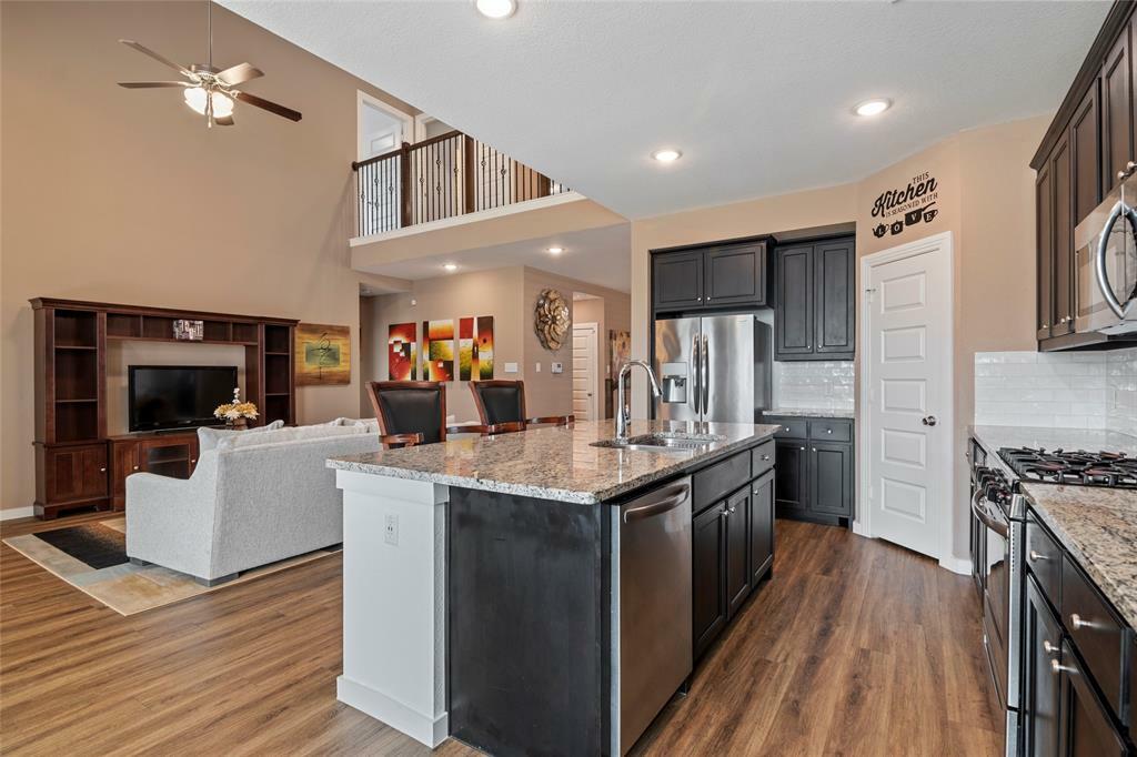 Property Photo: 1518 Calcot Lane TX 75126