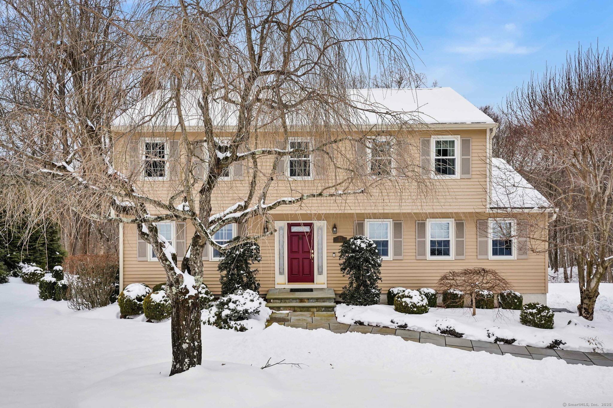 Property Photo: 71 Greenbrier Road CT 06611