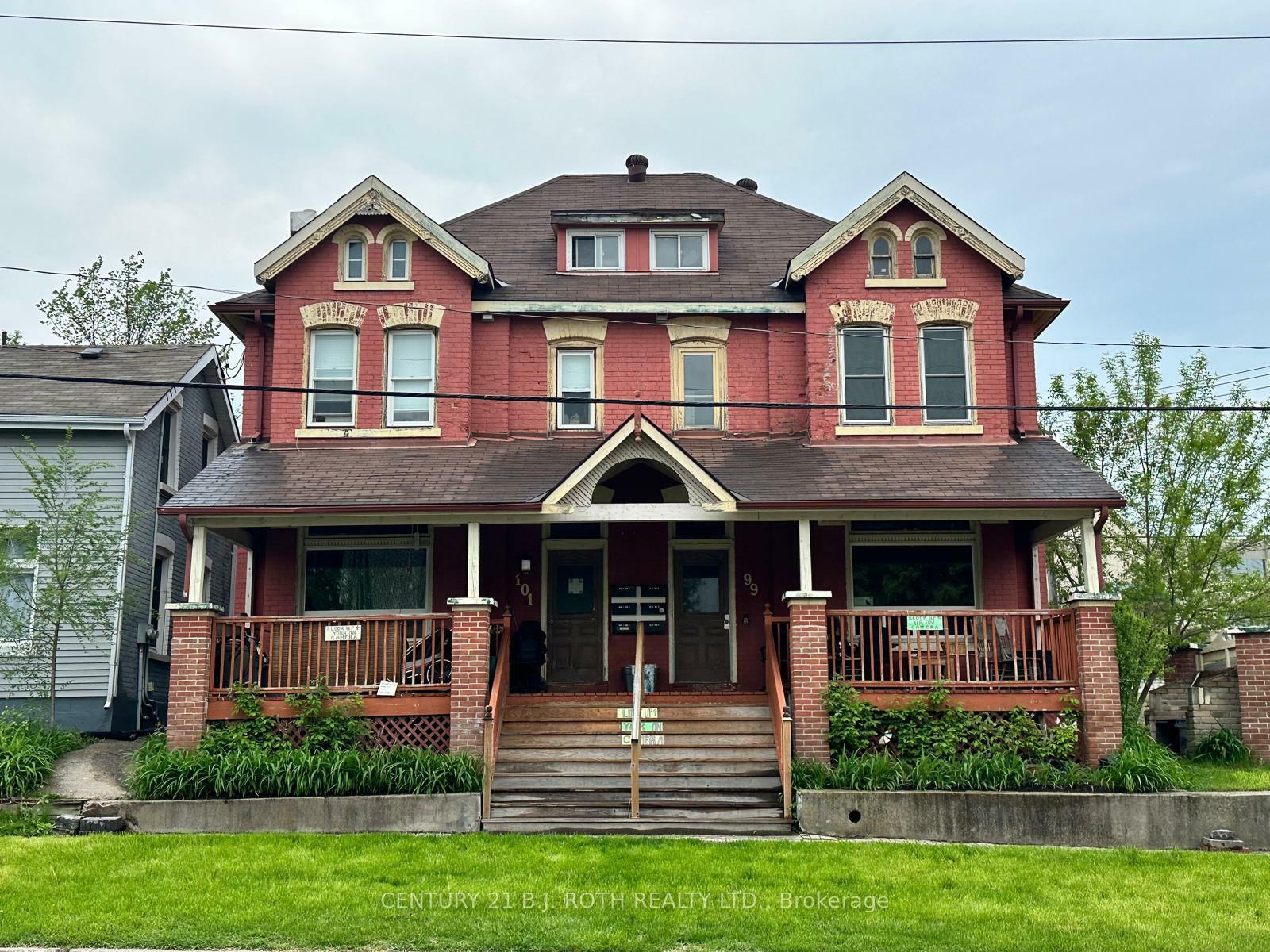Photo de la propriété: 99 Mulcaster St ON L4M 3M7