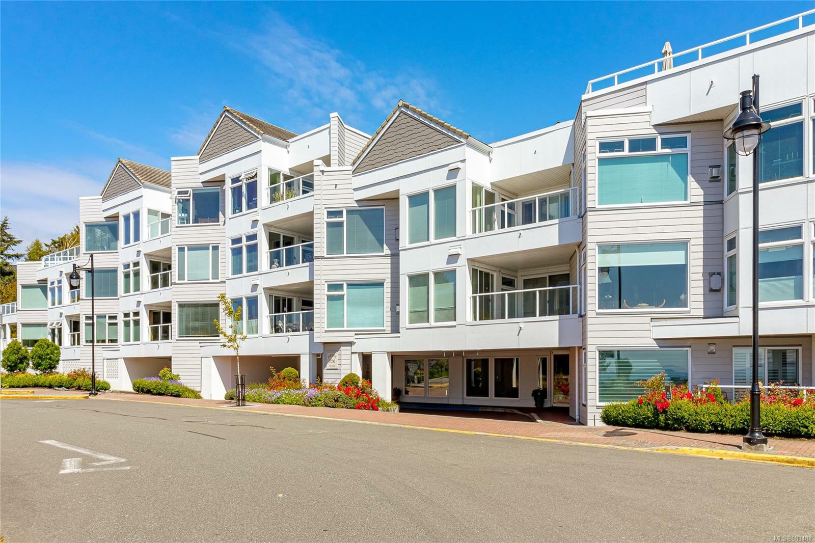 Property Photo: 2550 Bevan Ave 309 BC V8L 5Y5