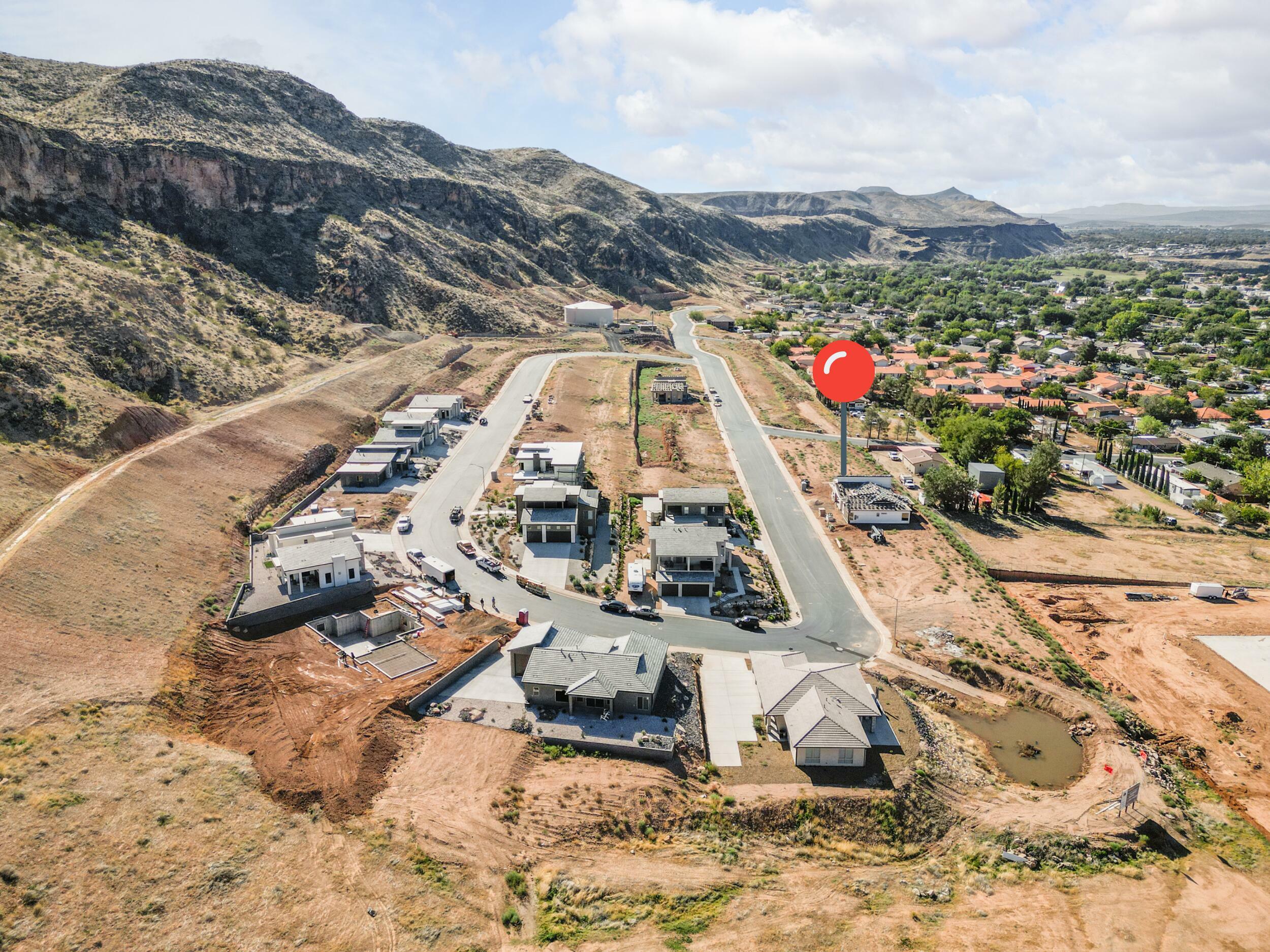 Property Photo: 417 N 200 E 2 UT 84745