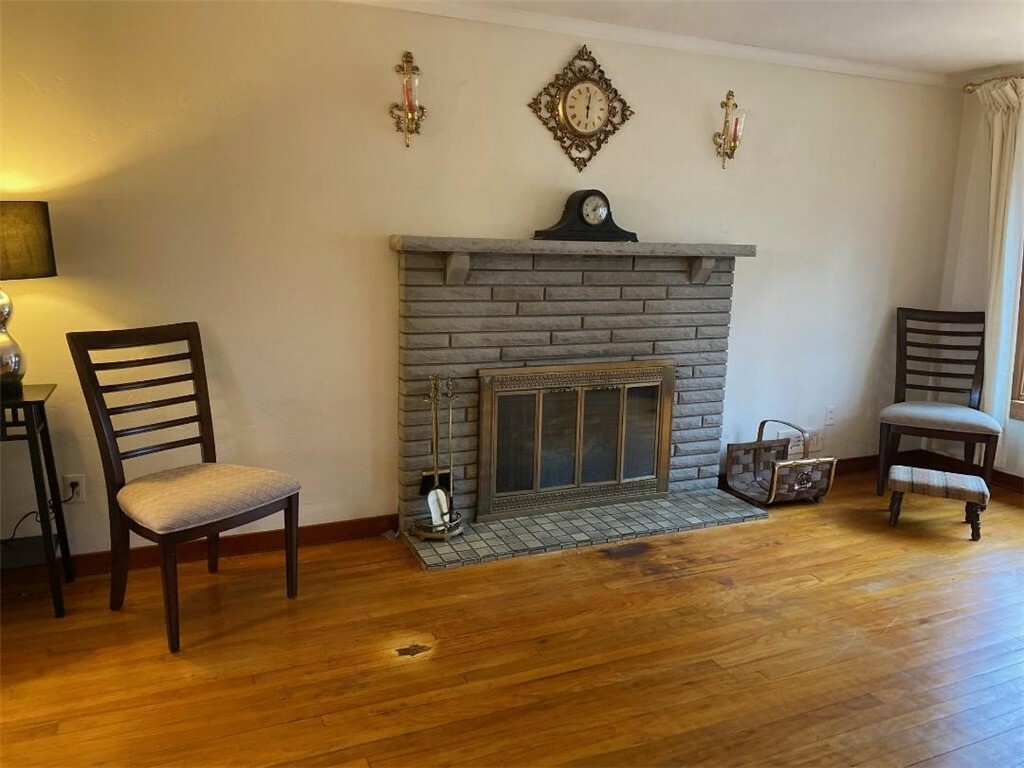 Property Photo:  429 Orchard Spring Rd  PA 15220 