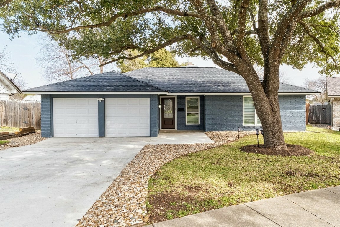 Property Photo:  10113 Quail Hutch Drive  TX 78758 