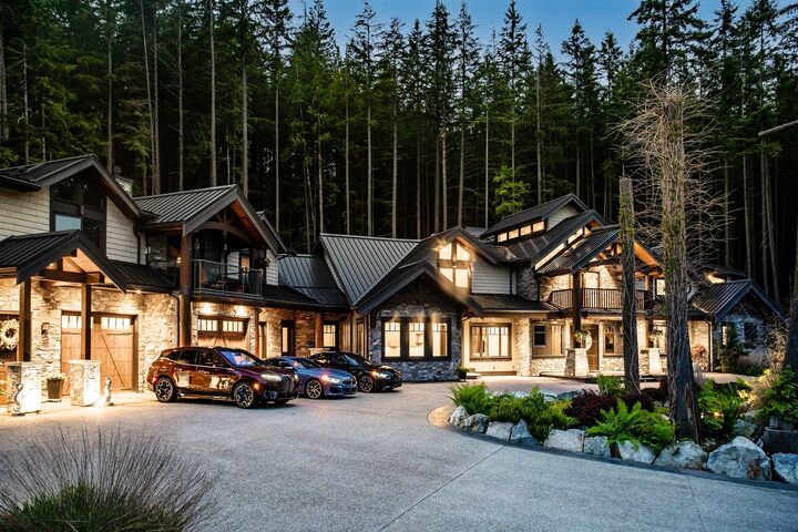 Property Photo: 3299 Black Bear Way BC V3H 5G6